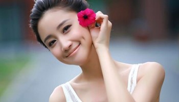 Điều trị sẹo lõm công nghệ cấy da siêu vi điểm có hiệu quả?
