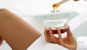 Cách tẩy lông chân bằng đường hiệu quả