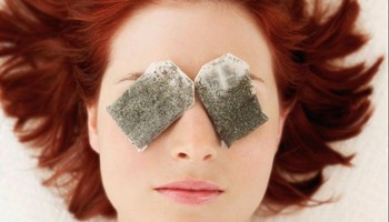 Cách xoá nếp nhăn vùng mắt đơn giản tại nhà
