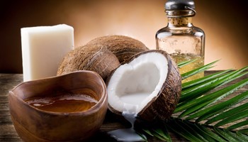 Bật mí phương pháp trị tàn nhang bằng dầu dừa