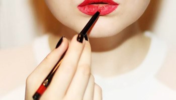 Khám phá các cách làm môi trái tim đẹp như ý