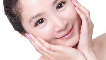 Trẻ hóa da vùng mắt bằng cách nào?