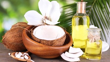Bí quyết trị rạn da hiệu quả từ dầu dừa