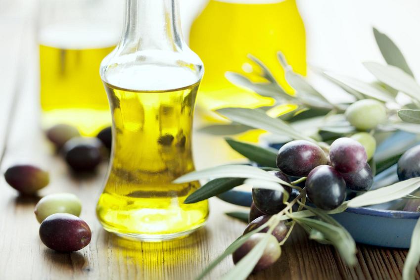 Cách xoá nếp nhăn trên trán đơn giản mỗi ngày
