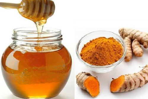trị mụn bằng mật ong hiệu quả
